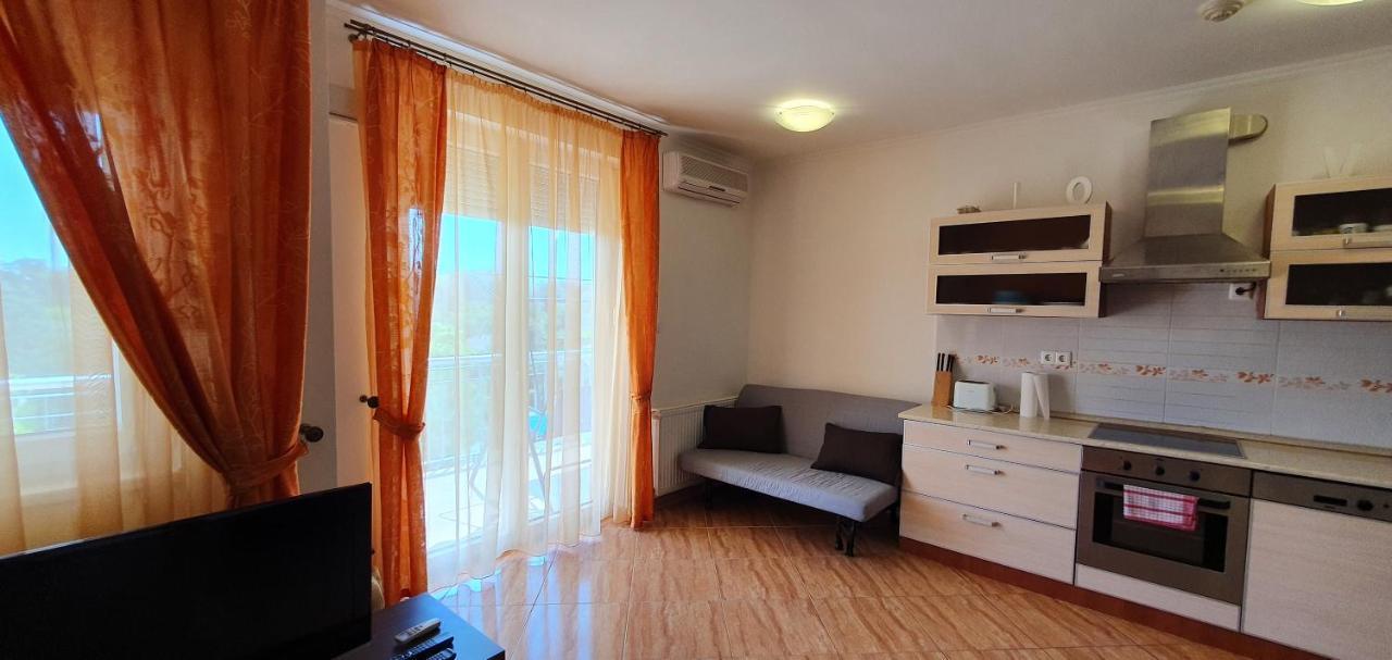 Bazsi Golden Beach Apartman ชิโอฟก ภายนอก รูปภาพ